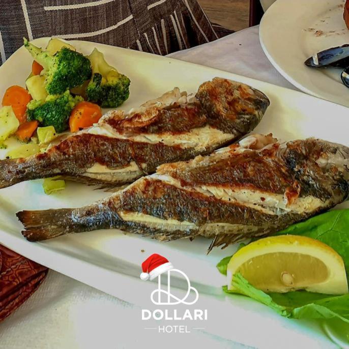 Hotel Dollari Kryemedhej Ngoại thất bức ảnh
